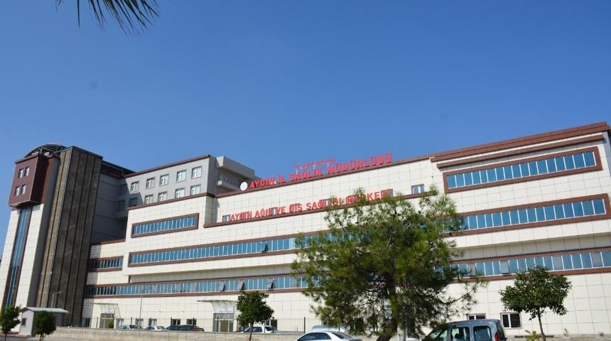 Yoğun bakımındaki yaşlı kadına plazma tedavisi uygulandı