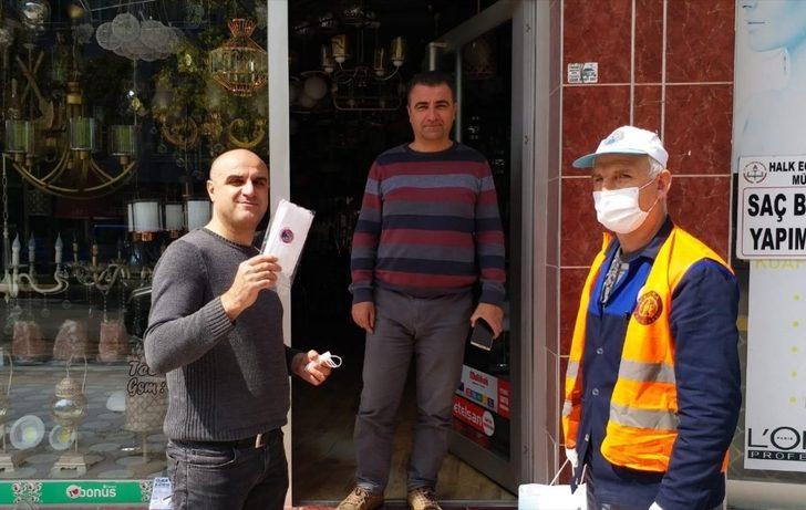 Bafra belediyesinden esnafa maske G1