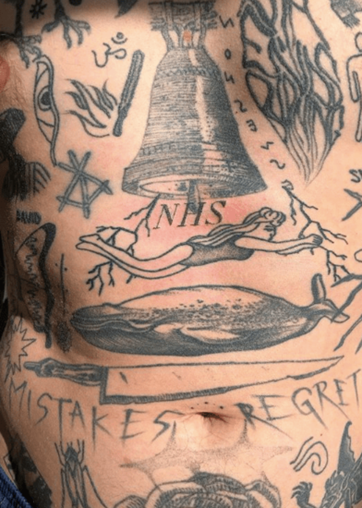 Karantinada kaldığı her gün için dövme yaptıran adamın vücudunda yer kalmadı G5