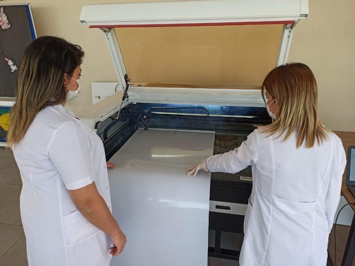 Bahçeşehir Kolejinden sağlıkçılara siperlik desteği G2