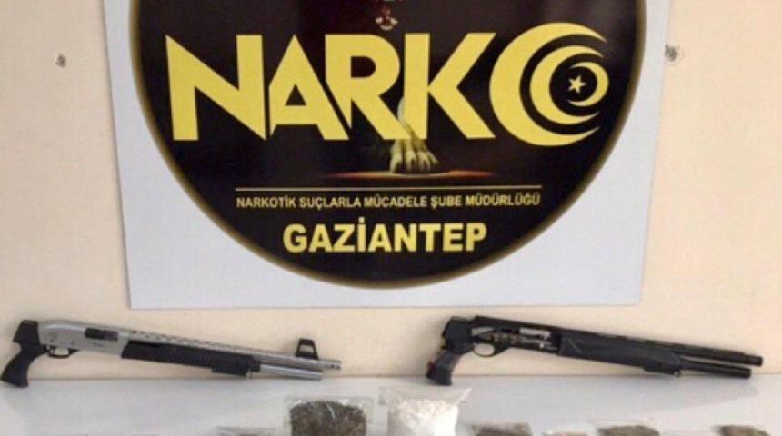 Eş zamanlı uyuşturucu operasyonunda 14 gözaltı