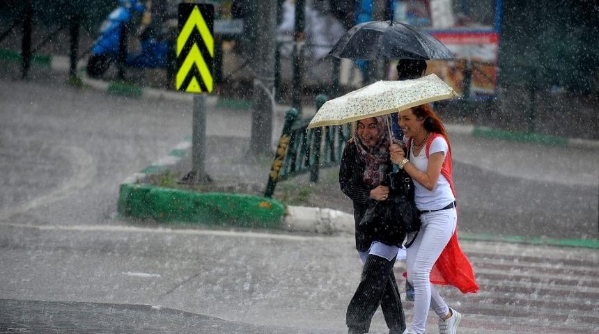 Doğu Anadolu B&ouml;lgesinde sağanak yağış