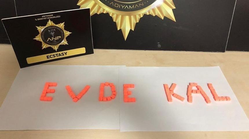 Uyuşturucu tacirleri tutuklandı