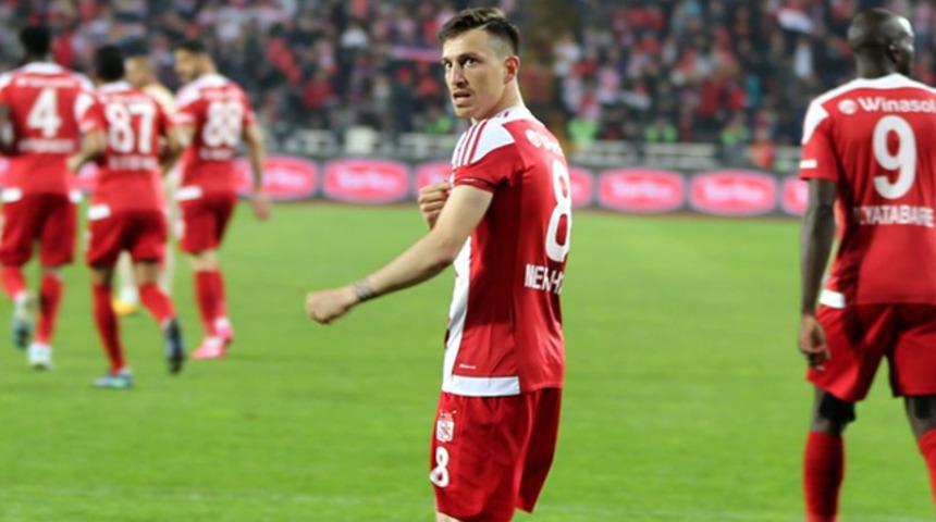 Mert Hakan Yandaş: Türkiye'de kalmak bana daha mantıklı geliyor