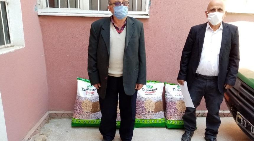 Niksar&rsquo;da 3 Bin 700 kg. fasulye tohumu dağıtıldı
