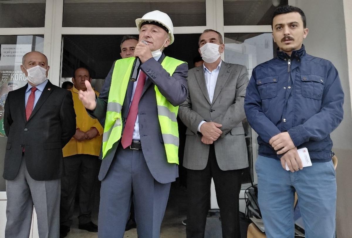 Belediye, iş&ccedil;ilerin 20 yıllık borcunu &ouml;dedi