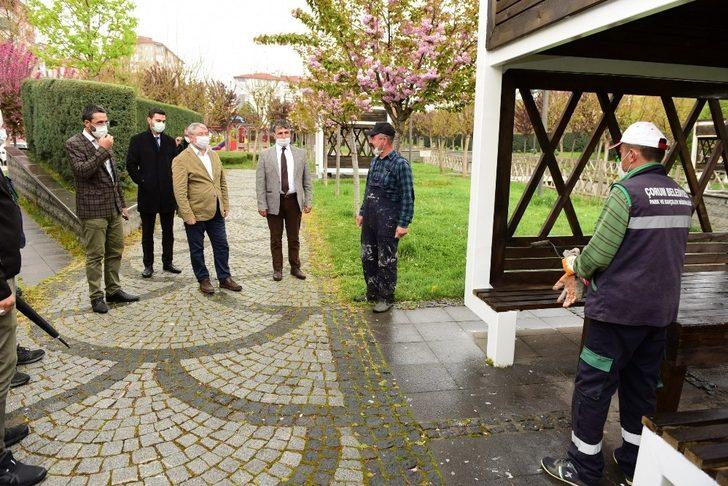 Çorum’da bank ve kameriyeler koronavirüs sonrasına hazırlanıyor G1