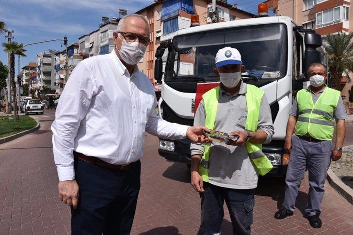 Salihli’de sosyal mesafeli, hediye çekli kutlama G5