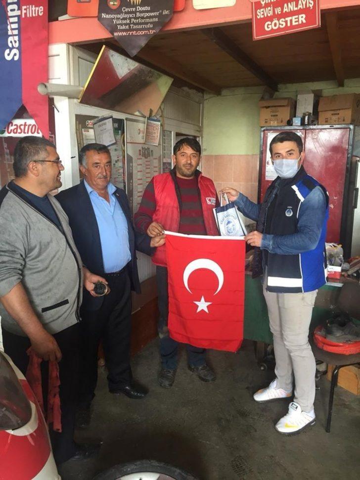 Emet Belediyesinden sanayi esnafına 1 Mayıs hediyesi G5