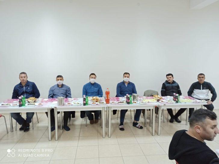 Başsavcı Dönmez, izolasyon sürecindeki infaz koruma memurlarıyla iftar yaptı G3