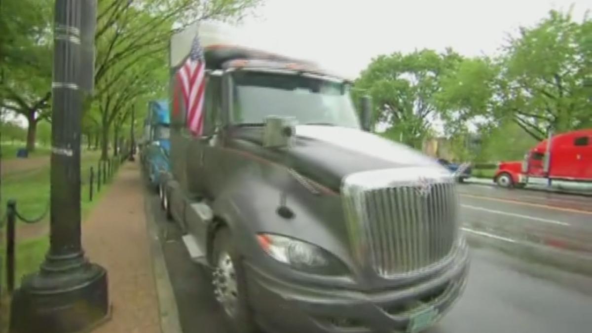 Beyaz Saray'da TIR'lı protesto! Trump'a mektup yazdılar