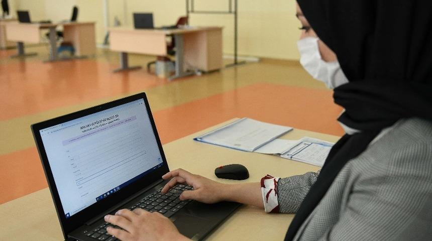 Psikolojik destek hattı hizmeti &uuml;lke sınırlarını aştı