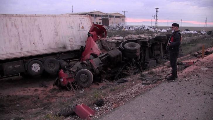Konya'da iki TIR çarpıştı: 1 ölü, 1 yaralı G1