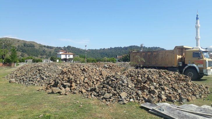 Ortaca’da futbol sahası çalışmaları başladı G1