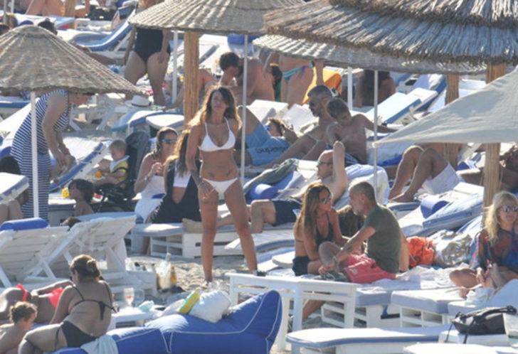 Eliz Sakuçoğlu tatile devam ediyor G2