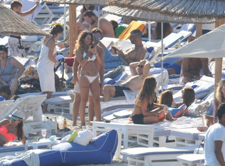 Eliz Sakuçoğlu tatile devam ediyor G3