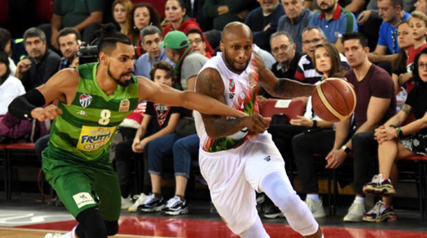 Pınar Karşıyaka'da Tony Crocker sıkıntısı