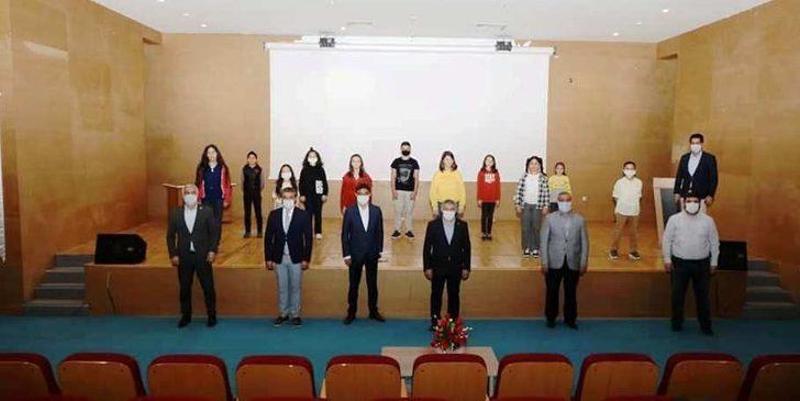 Hayallerindeki Dilovası’nı çizen çocuklar ödüllerini aldılar G1