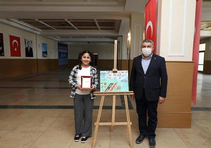Hayallerindeki Dilovası’nı çizen çocuklar ödüllerini aldılar G3
