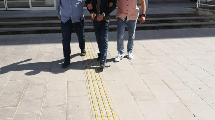 Silah meraklısı hırsız tutuklandı