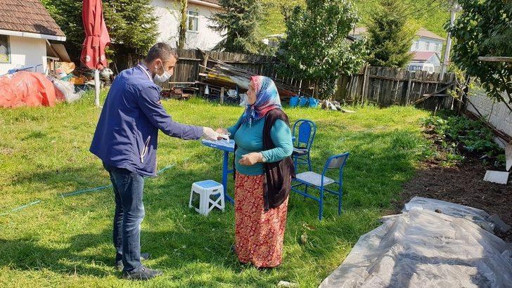 Kaynaşlı’da ücretsiz maske dağıtımı sürüyor G2