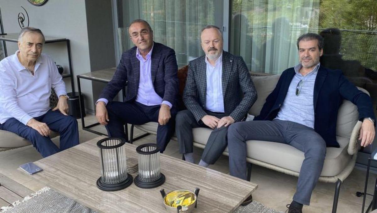 Galatasaraylı y&ouml;neticilerden Başkan Cengiz&rsquo;e ziyaret