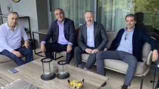 Galatasaraylı yöneticilerden Başkan Cengiz’e ziyaret