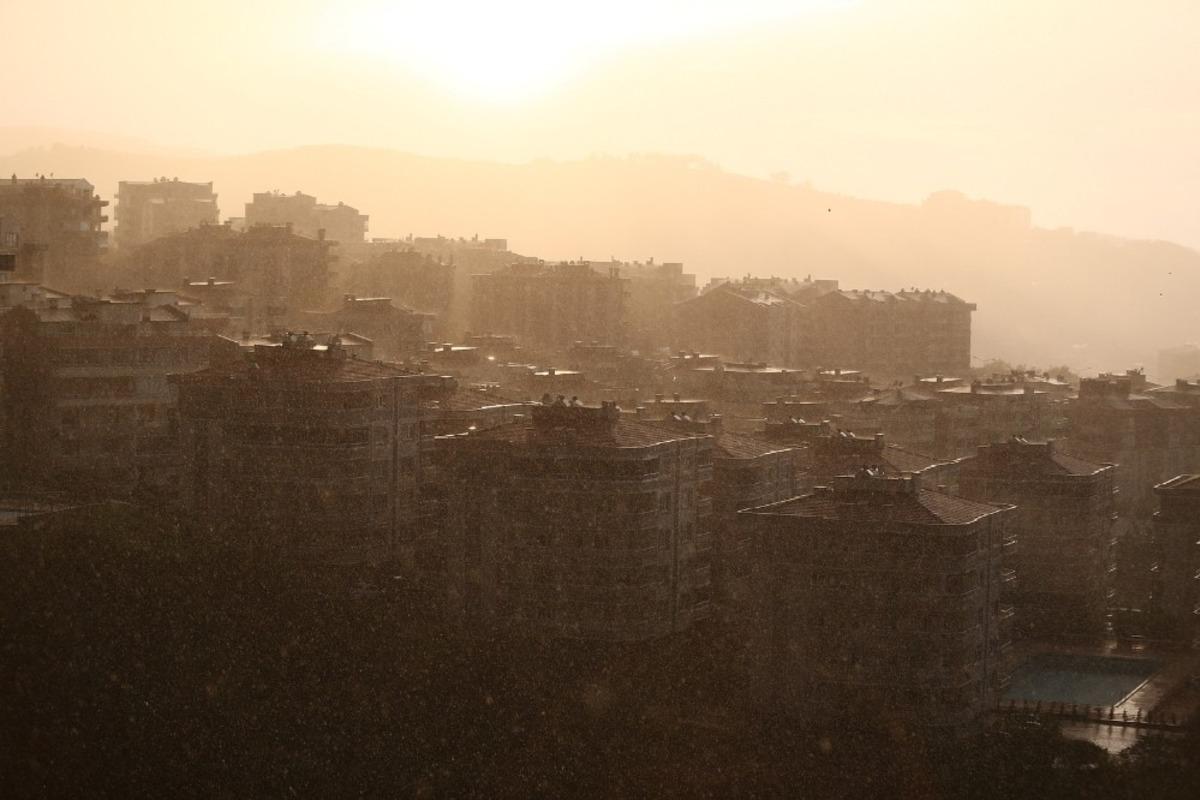 Bursa&rsquo;da sağanak yağış etkili oldu