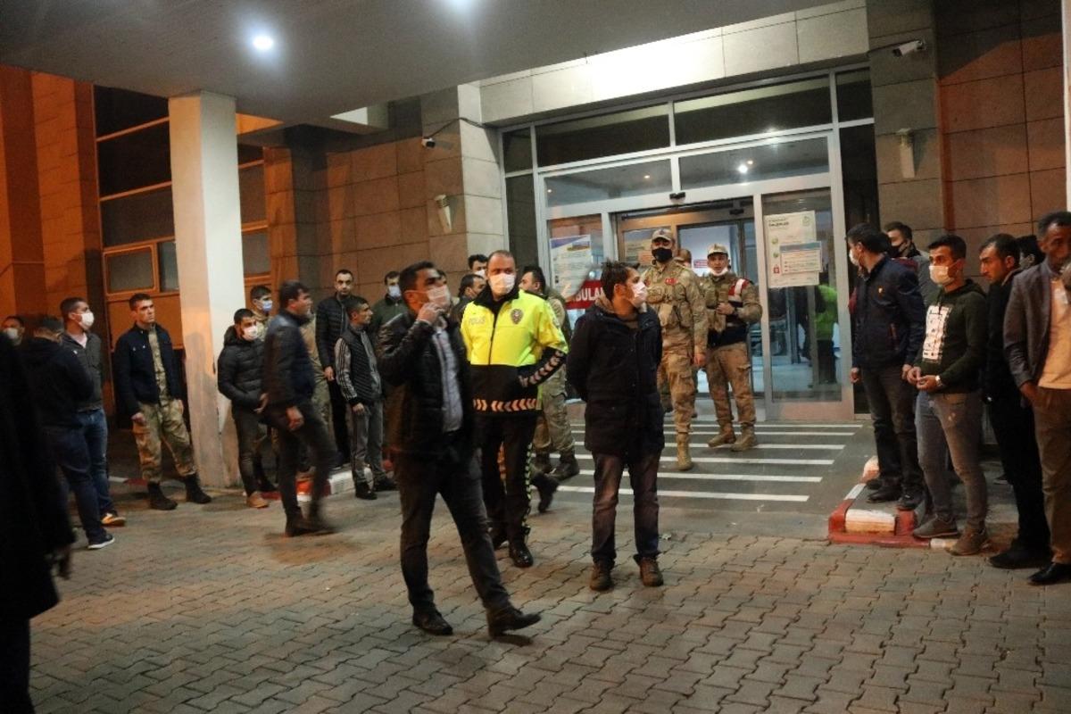 Bitlis&rsquo;te &ccedil;atışma: 2 asker şehit, 4 asker yaralı