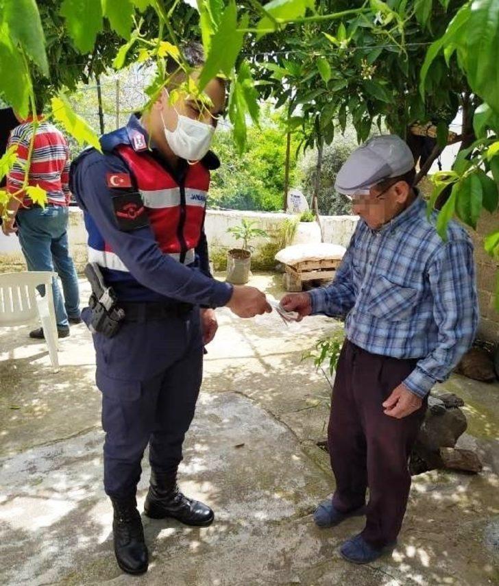 İncirliova’da 580 vatandaşın maaşları evlerinde ödendi G3