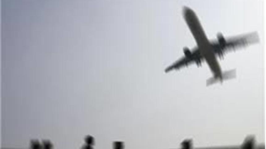 Bolivya'da askeri uçak düştü: 6 ölü