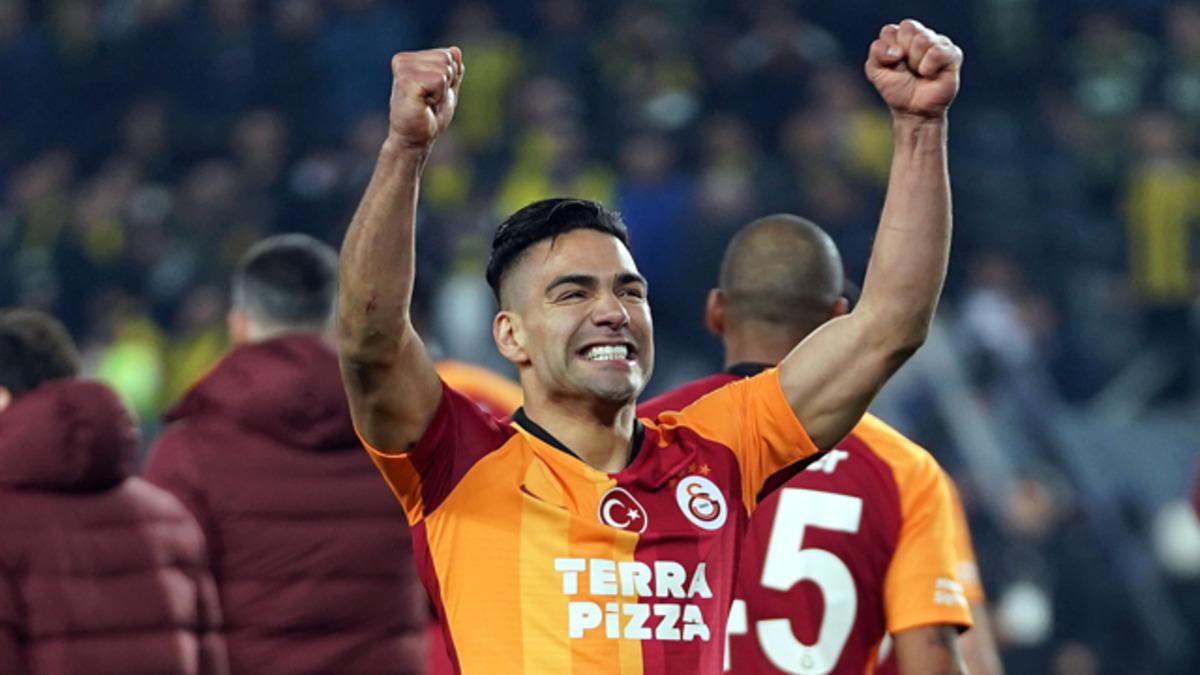 Başkandan Falcao i&ccedil;in transfer s&ouml;zleri: Kapımız her zaman a&ccedil;ık