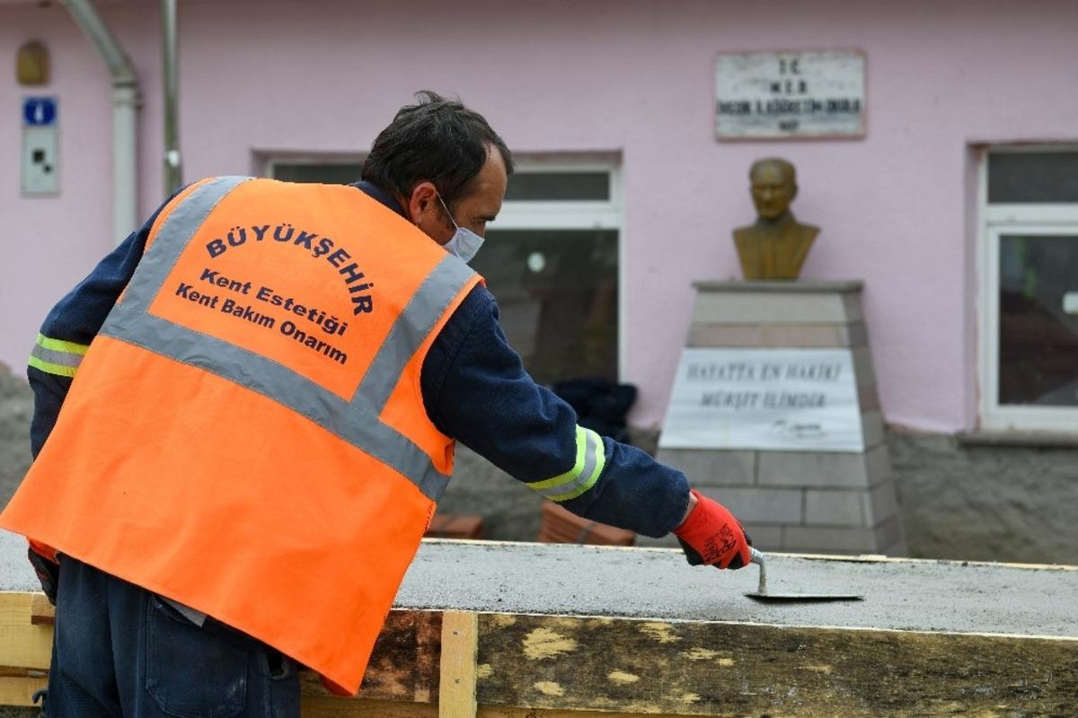 Ankara&rsquo;da okullara ve &uuml;st ge&ccedil;itlere makyaj