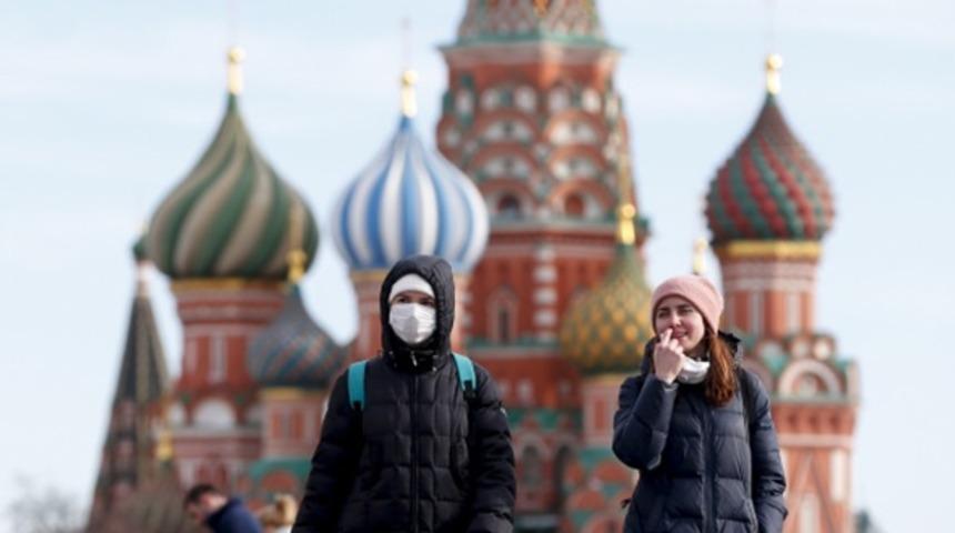 Rusya'da koronavir&uuml;s vaka sayısı 134 bini ge&ccedil;ti