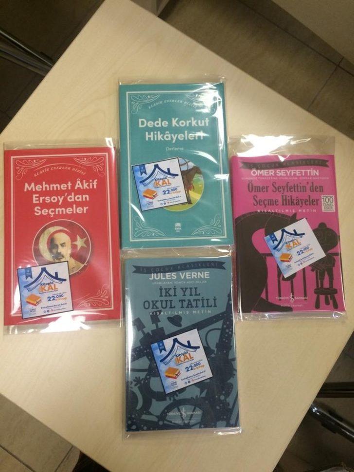 Bursa’da 3 bin kitap hediye edildi G4