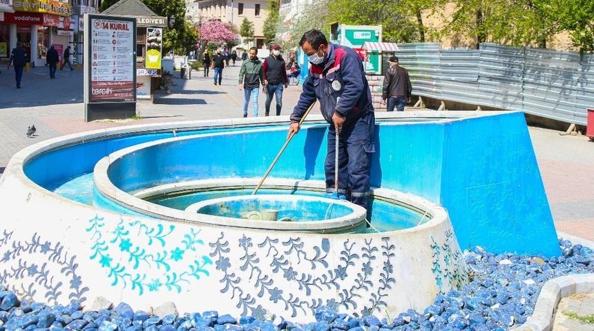 S&uuml;s havuzları temizlendi
