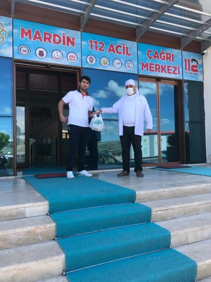 Aselcioğlu Sabunculuk sağlık çalışanlarına hijyen paketi hediye etti G3