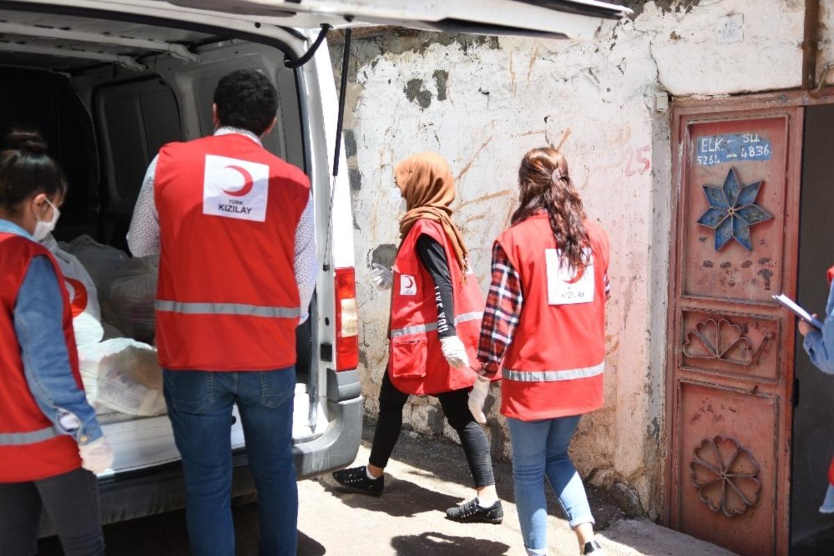 Kızılay&rsquo;dan ihtiya&ccedil; sahiplerine ramazan kolisi