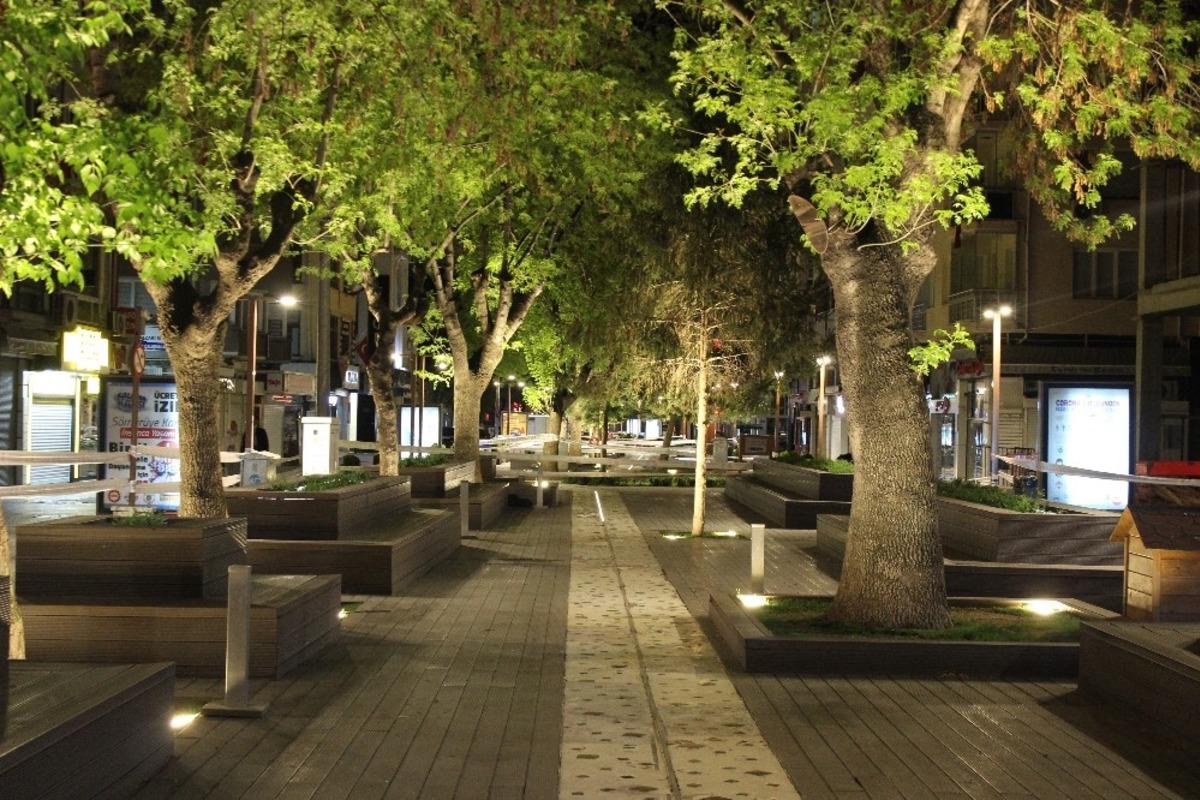 Eskişehir sokaklarında korona sessizliği