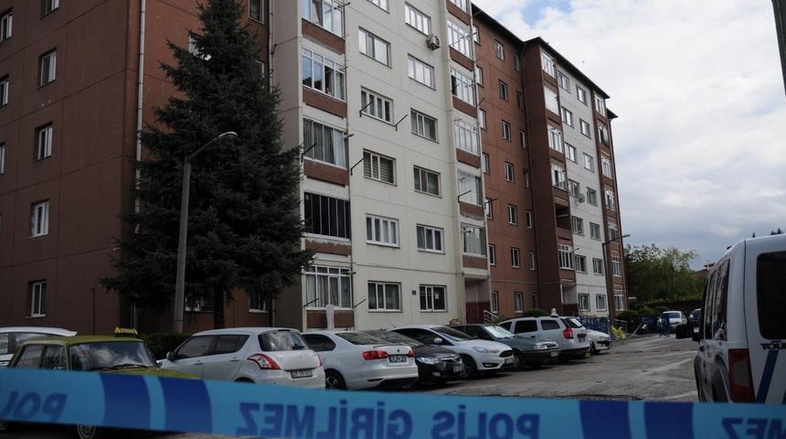 Apartman g&ouml;revlisinin korona testi pozitif &ccedil;ıktı! 119 kişi karantinada