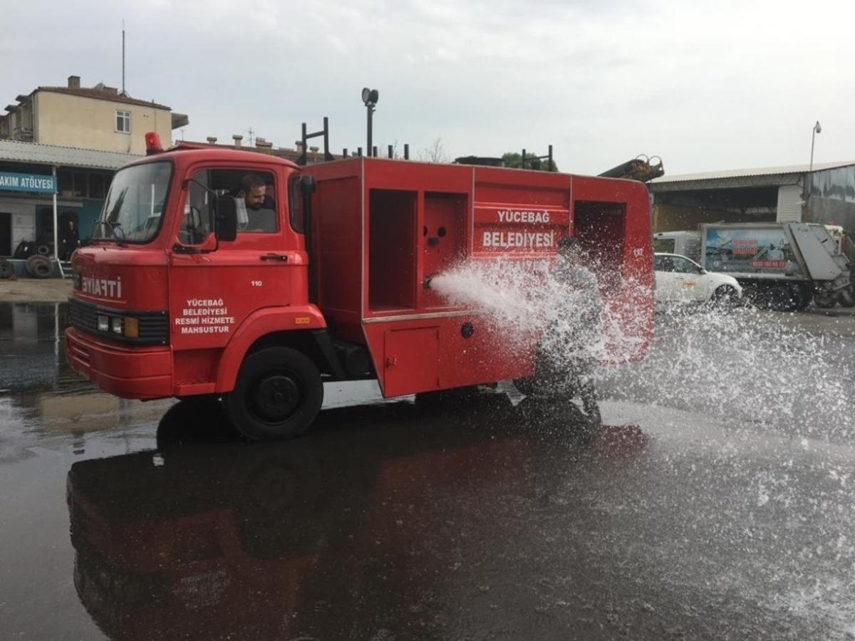 &Ccedil;&uuml;r&uuml;meye terk edilen itfaiye aracı onarılarak Y&uuml;cebağ beldesine hibe edildi