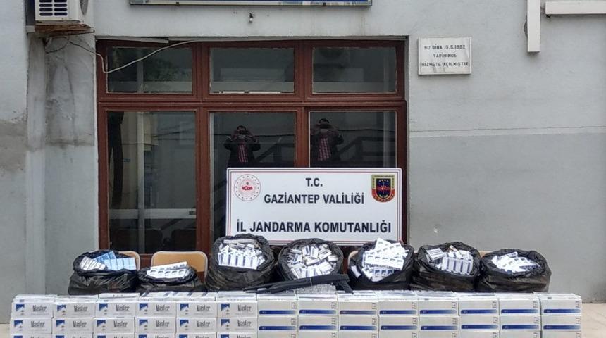 Jandarma ka&ccedil;ak&ccedil;ılara g&ouml;z a&ccedil;tırmıyor