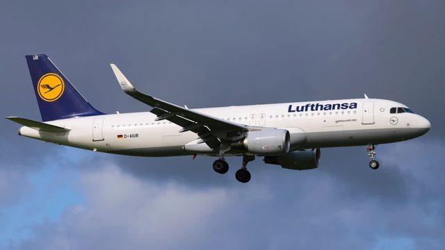 Lufthansa uçuşlarında artık orta koltuklar boş