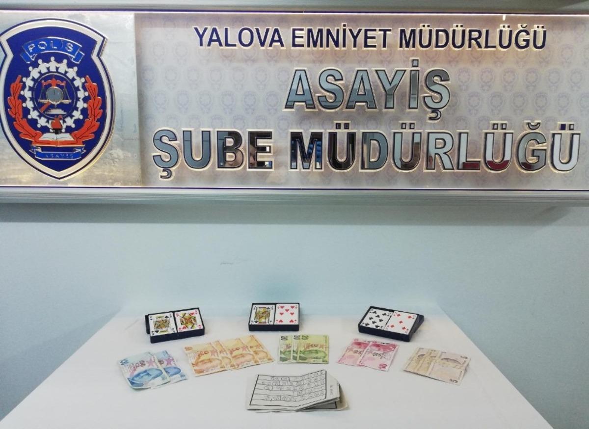 Kumarhaneye &ccedil;evrilen eve baskın