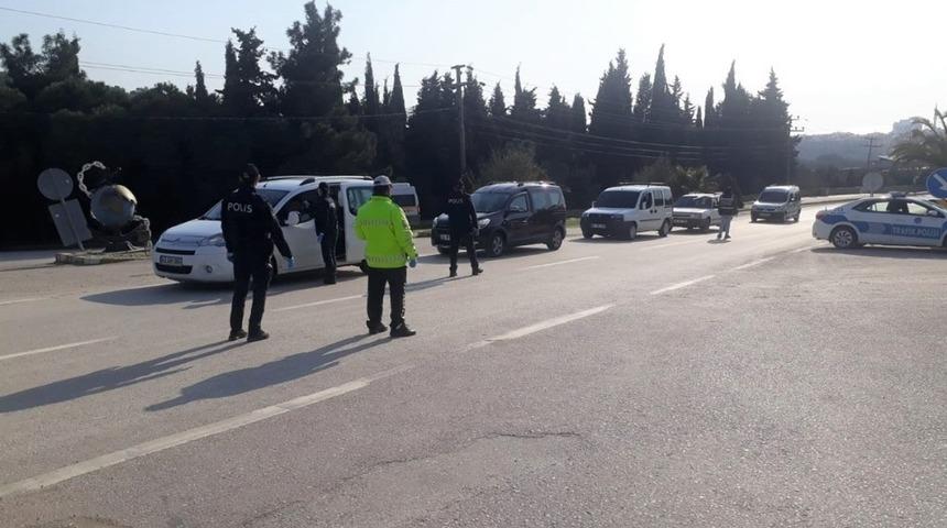 Balıkesir&rsquo;de yasağa uymayan 601 kişiye ceza yağdı