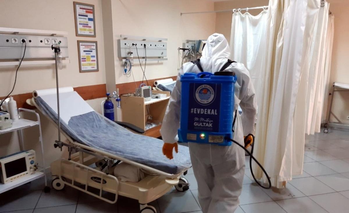 Akdeniz&rsquo;de dezenfekte &ccedil;alışmaları aralıksız s&uuml;r&uuml;yor