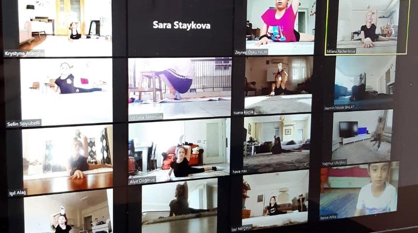 Dışarı &ccedil;ıkamayınca antrenman evde başladı