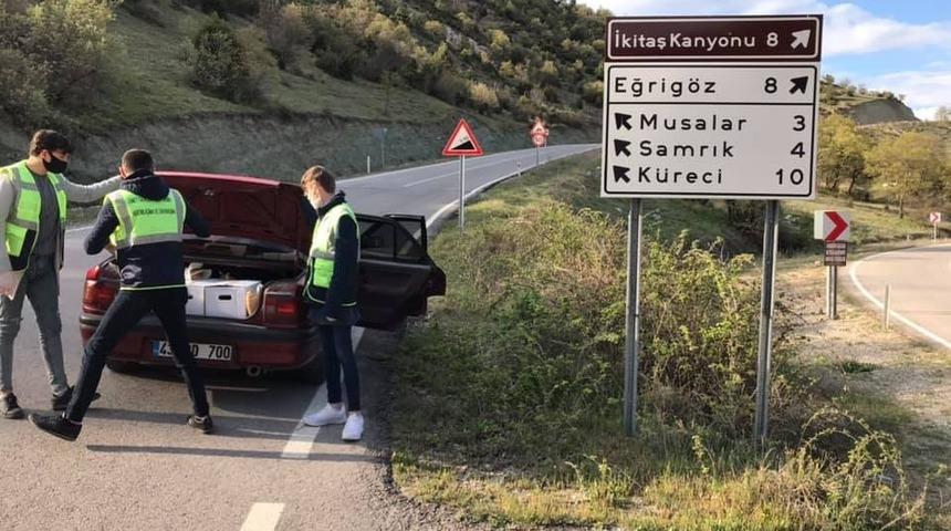 K&ouml;ylere gidip ihtiya&ccedil; sahibi ailelere ulaşıyorlar