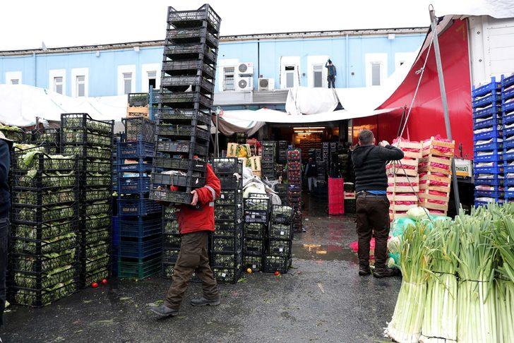 Yasak sonrası İstanbul Meyve Sebze Hali'nde büyük yoğunluk G2