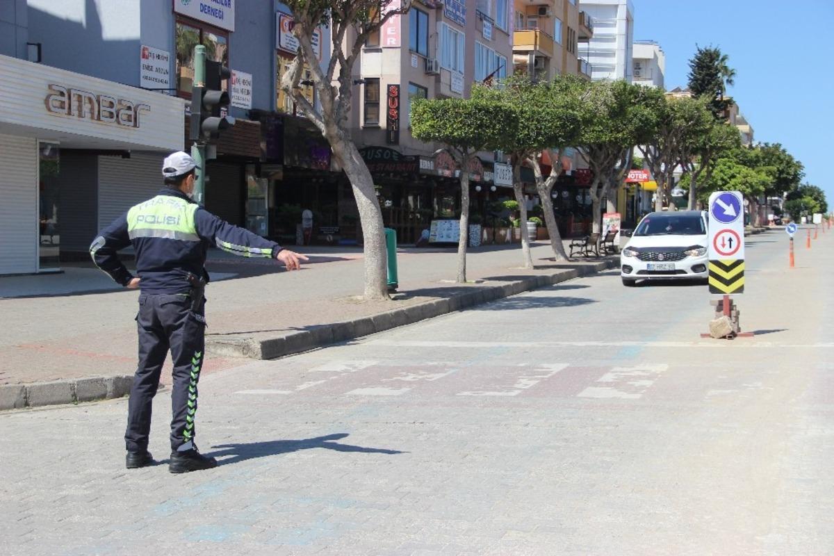 Alanya&rsquo;da 69 kişiye 136 bin TL ceza